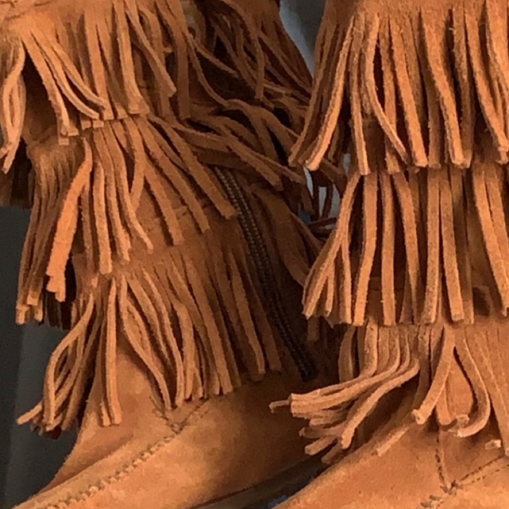 Brand new Minnetonka moccasins